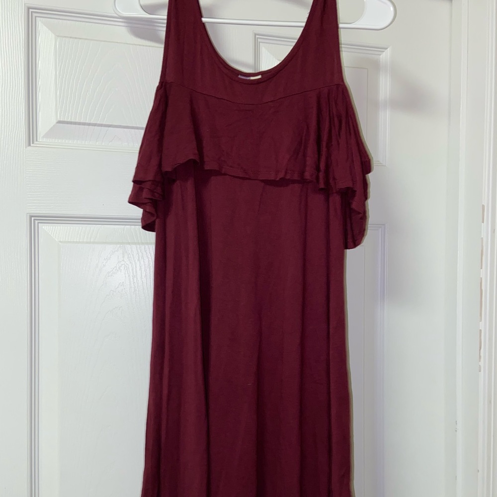 Cold shoulder maroon dress